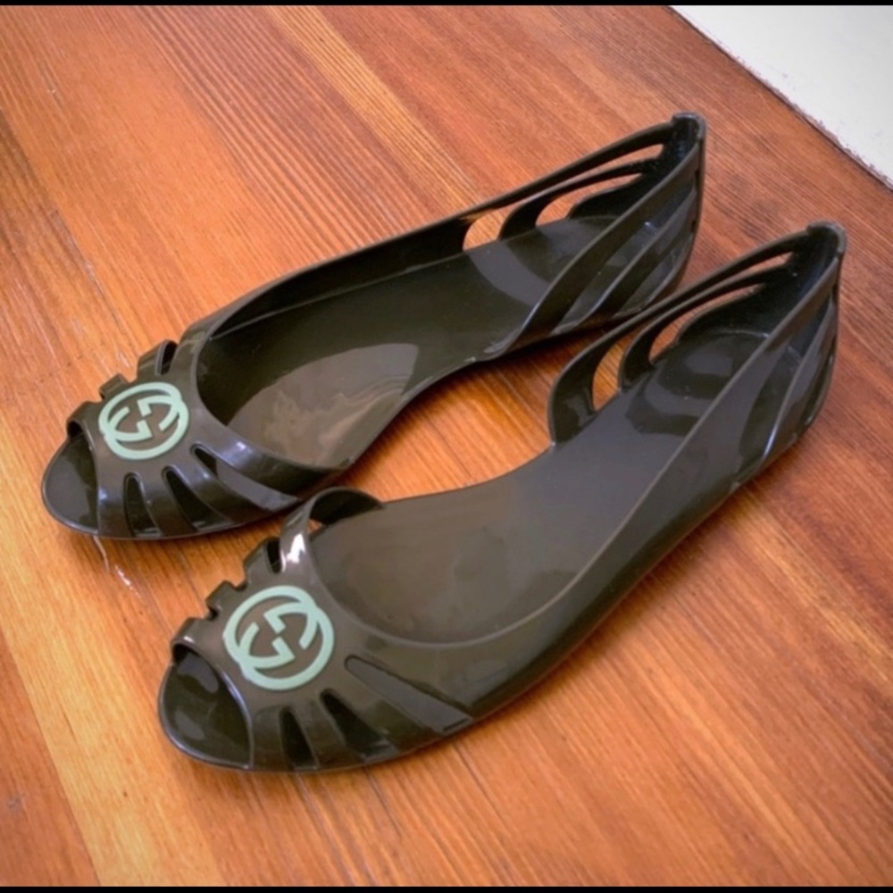 Gucci jelly flats size 8 (Euro 38)